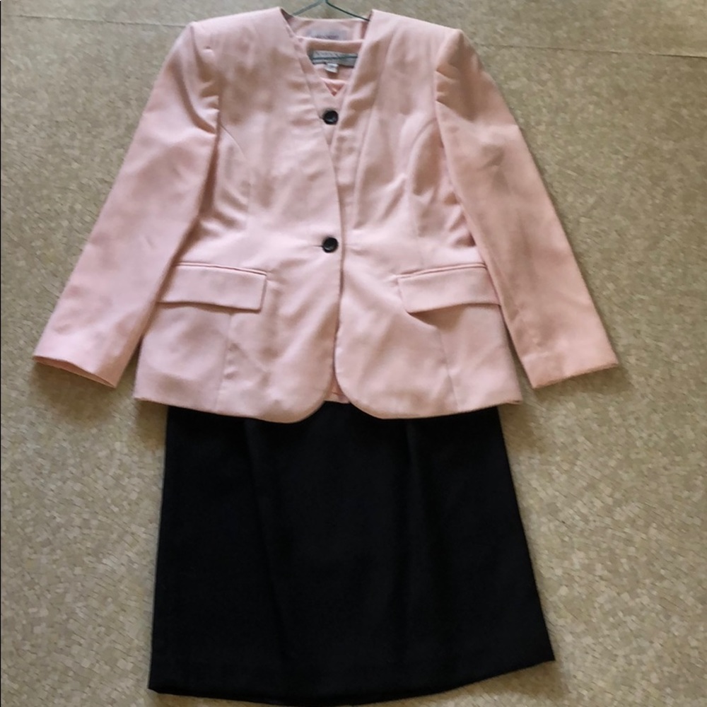 Karen Scott three piece skirt suit set.